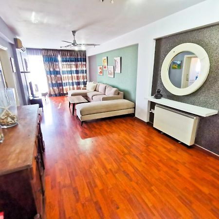Sun Kissed Apartment Ларнака Екстериор снимка