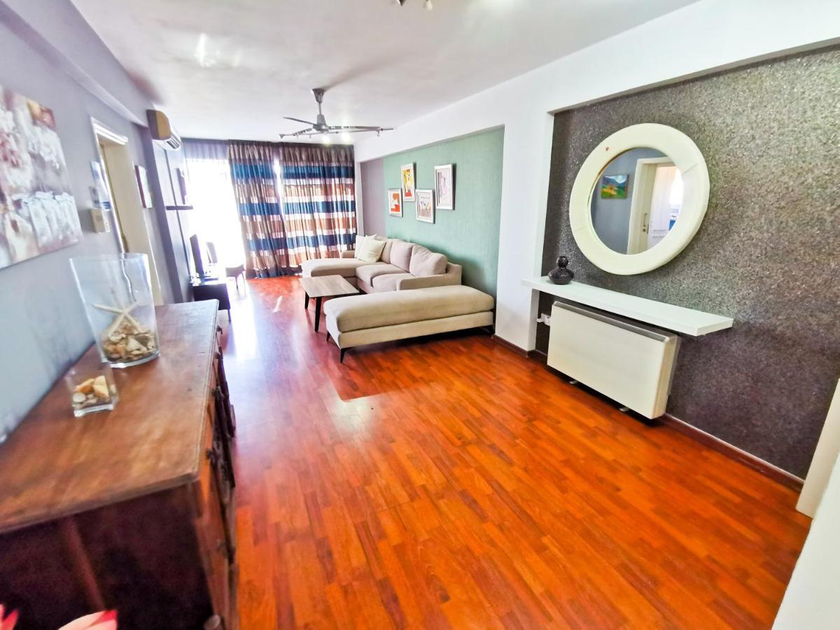 Sun Kissed Apartment Ларнака Екстериор снимка
